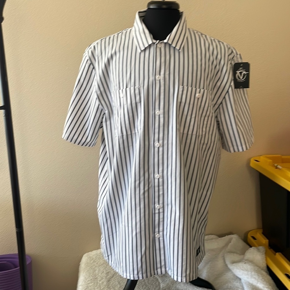 Vans NWT Off The Wall Button Down Shirt Size XXL